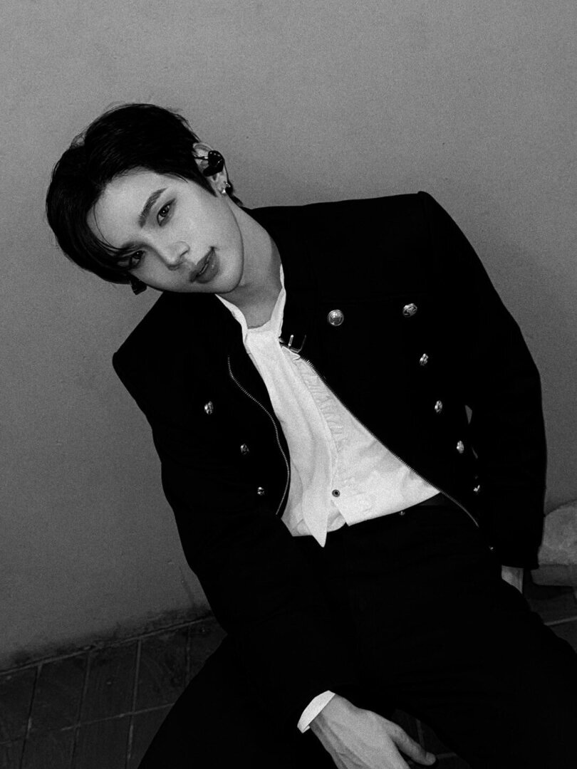 selfolssi ♤ tweet media