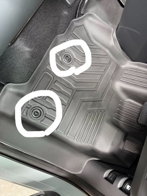 ともひろ tweet media