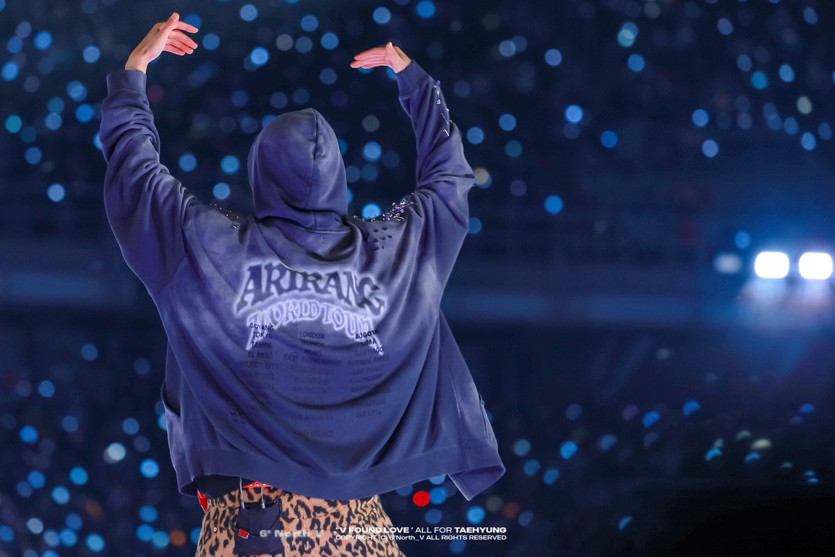 6 ° North_V tweet media