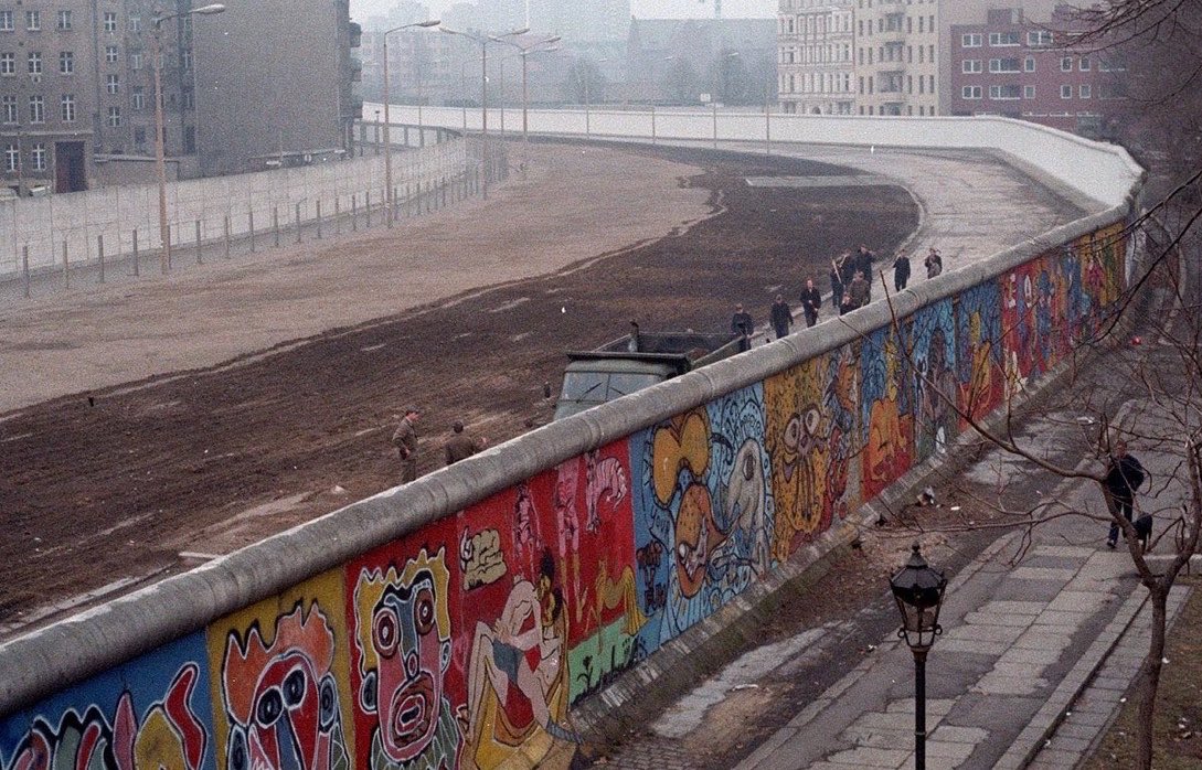 Michael A. Arouet tweet media