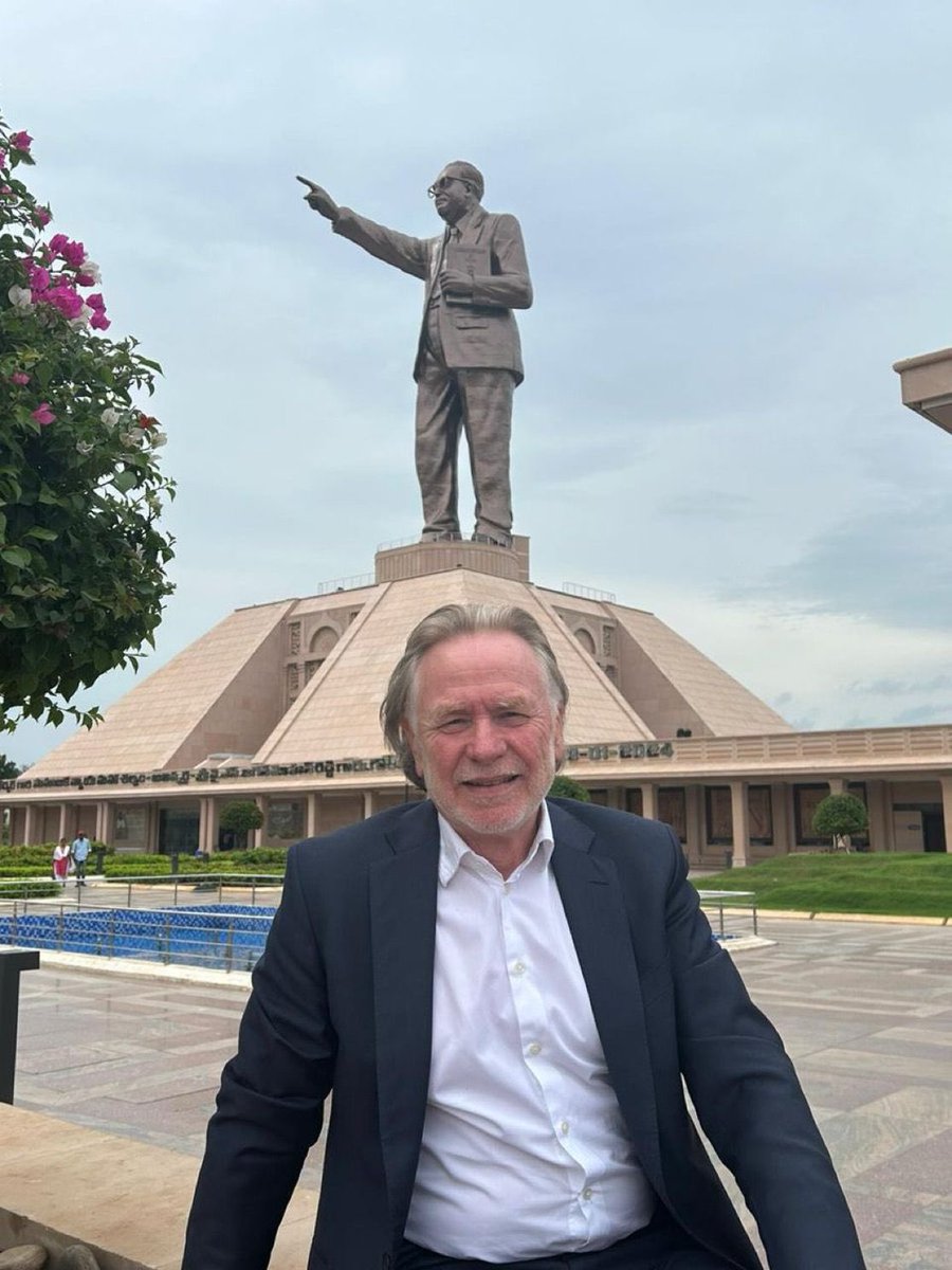 Philip Green OAM tweet media