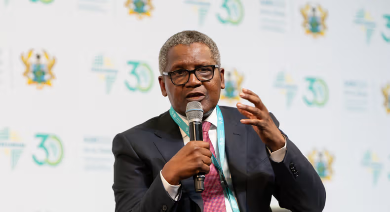 BusInsiderSSA's tweet photo. The Dangote Refinery intends to pursue a pan-African IPO, offering equity across several African capital markets to create a historic multiple-listing on the continent.

This multi-country public listing would mark a historic first for Africa and aims to boost stock exchanges across the continent.

Firms such as Stanbic IBTC Capital Ltd., Vetiva Advisory Services Ltd., and FirstCap Ltd. have been appointed to oversee the IPO process.

The $20 billion refinery, currently capable of refining 650,000 barrels per day, aims to increase its capacity to 1.4 million barrels per day in future expansion.