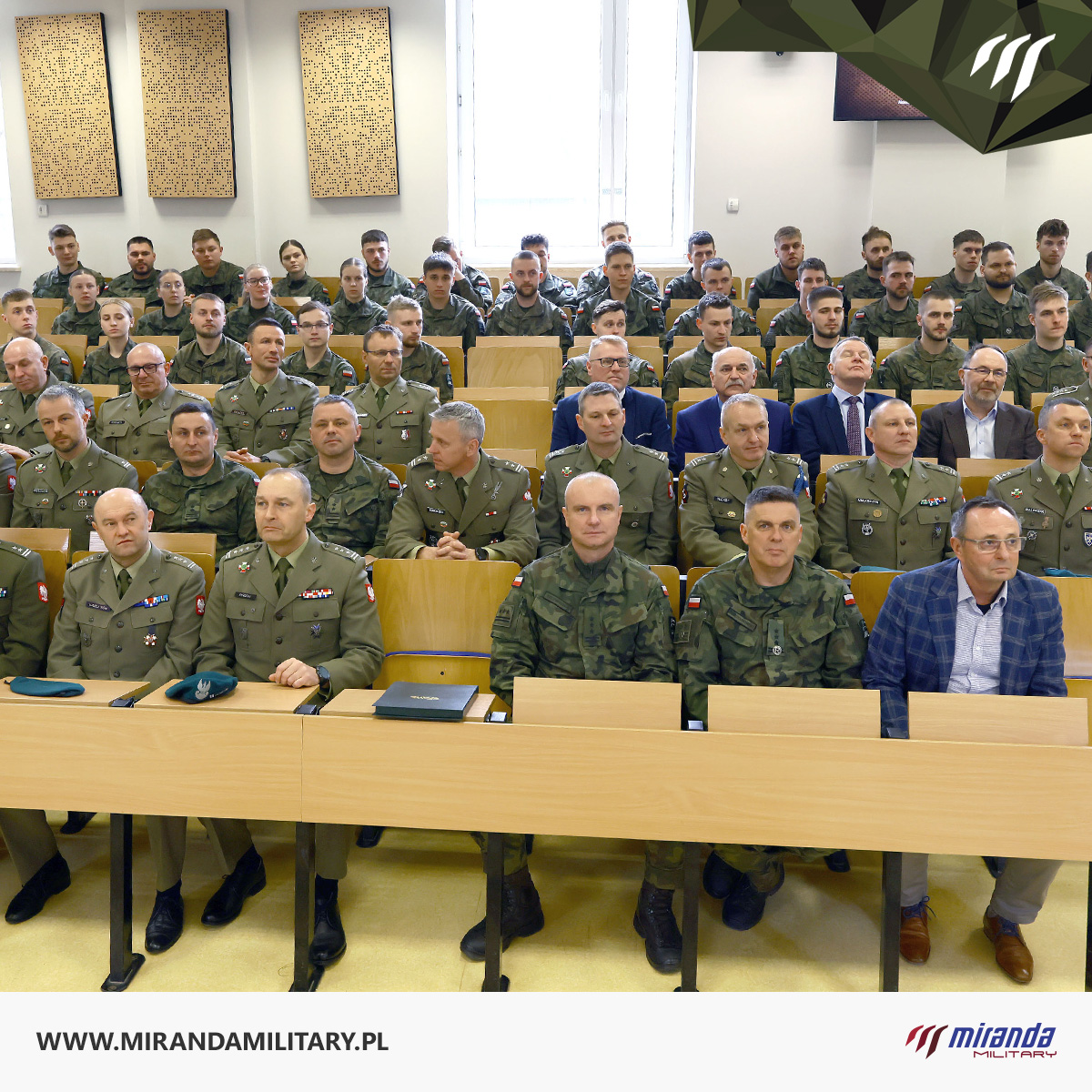 MirandaMil63005's tweet photo. Obchody Święta Wojsk Inżynieryjnych w Akademia Wojsk Lądowych imienia generała Tadeusza Kościuszki to wyjątkowe wydarzenie, które łączy tradycję, profesjonalizm i dumę z pełnionej służby. Dziękujemy za zaproszenie oraz możliwość bycia częścią tego ważnego dnia. https://t.co/1E0L75l8hp