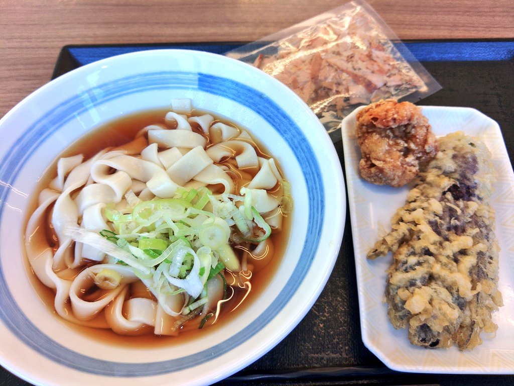 ナナシー@１本で～もニコチン(*´▽｀)y-｡o○ tweet media