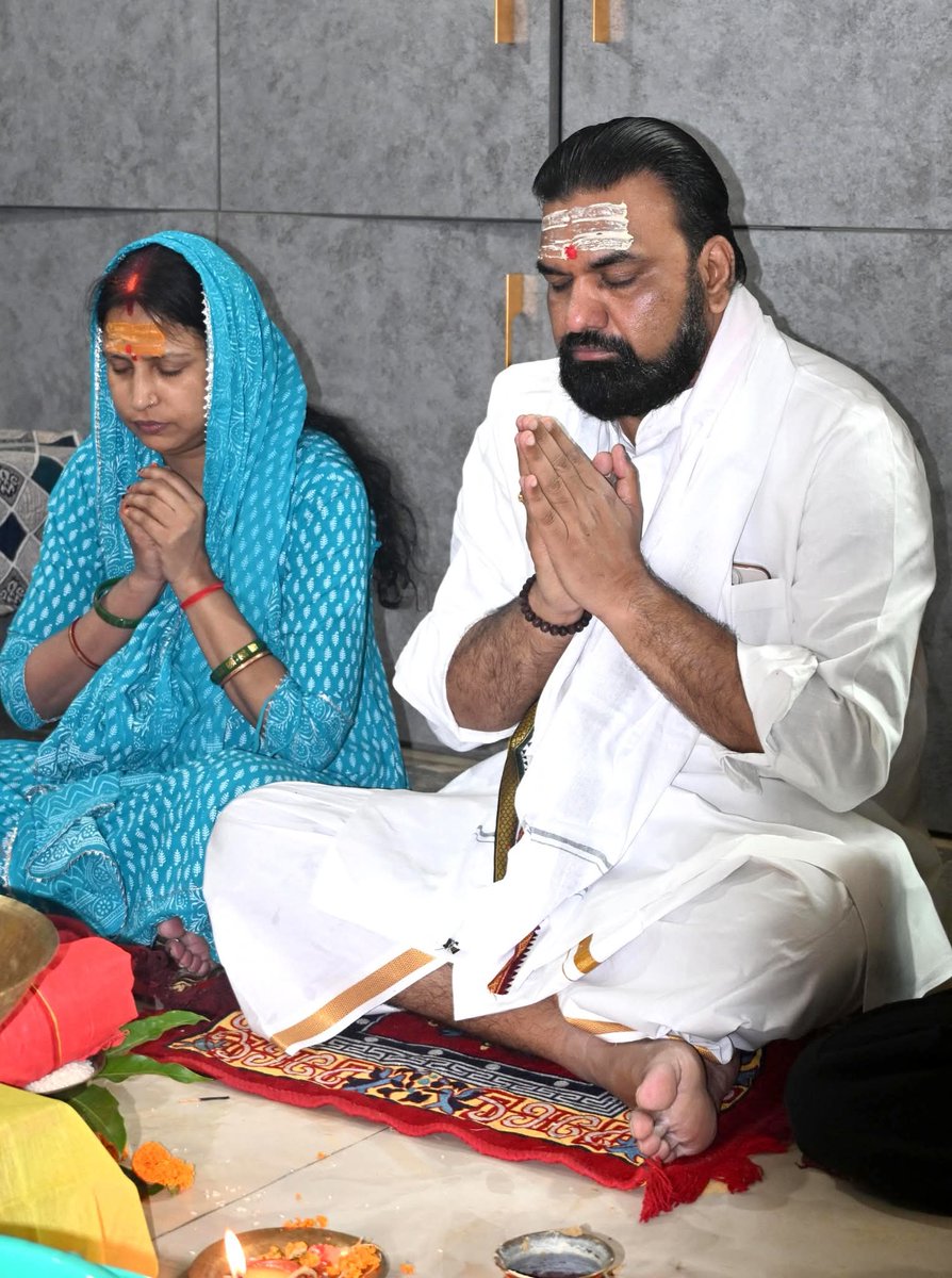 Kreately.in tweet media