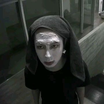 Lilicmarch77 tweet media