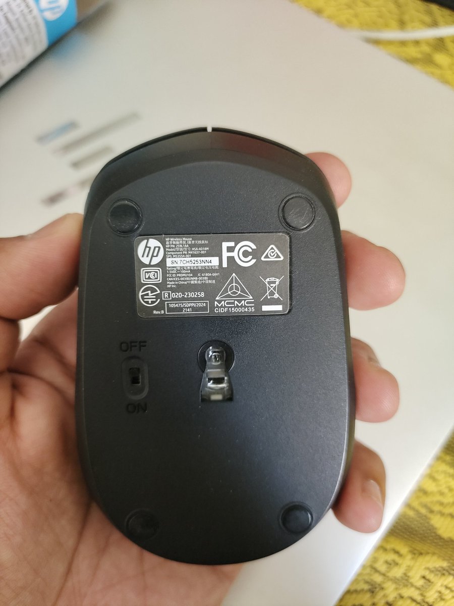 GaneshVali's tweet photo. Disappointed with @HPIndia. My mouse failed within a month. Support says "Carry-in" service only. In a city like Bangalore, traveling 30km for a replacement makes no sense, the commute costs more than the product! Need a better solution than this.
@HPSupport #ConsumerRights #HP https://t.co/aKhJP5XHeg
