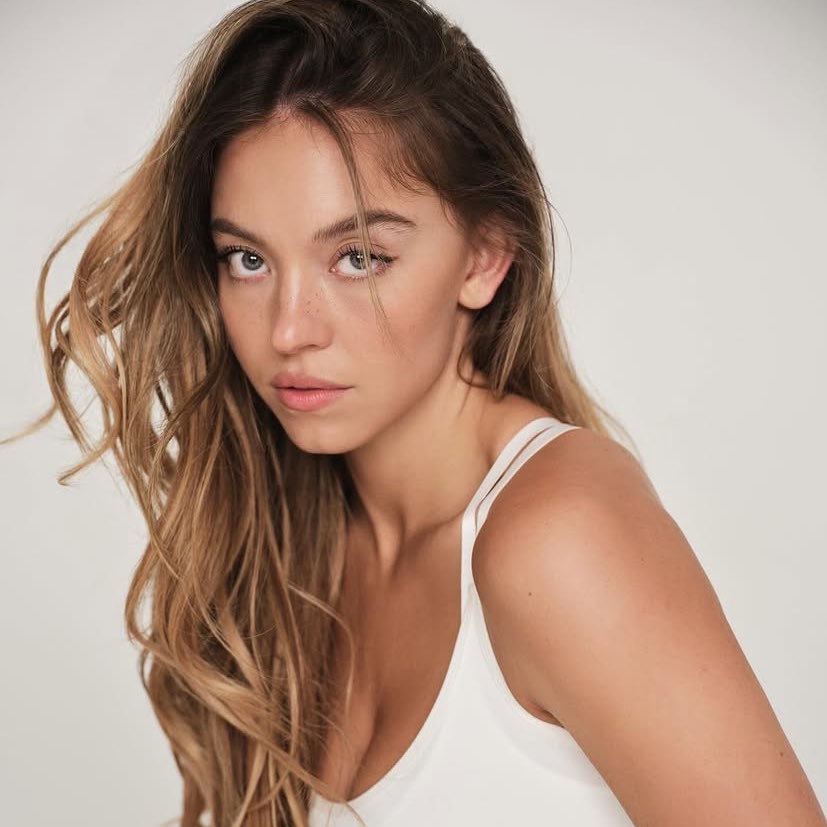 Sydney Sweeney tweet media