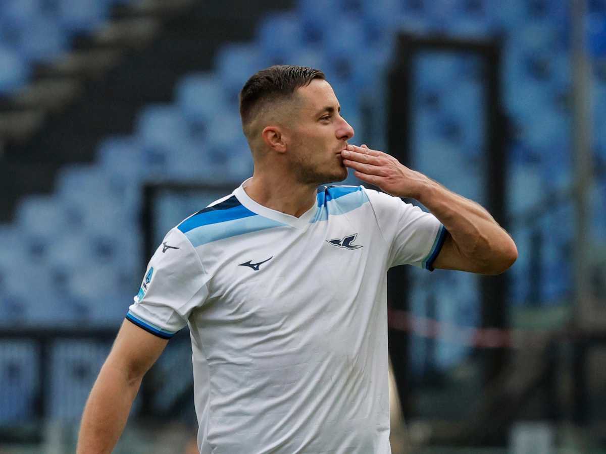 🏥 | Adam #Marusic ha subito una lesione muscolare che lo terrà ai box per 2-3 settimane.
Sarà molto difficile, quindi, vederlo in campo con l’#Atalanta nel ritorno di Coppa Italia.

<a href="/CorSport/">Corriere dello Sport</a>