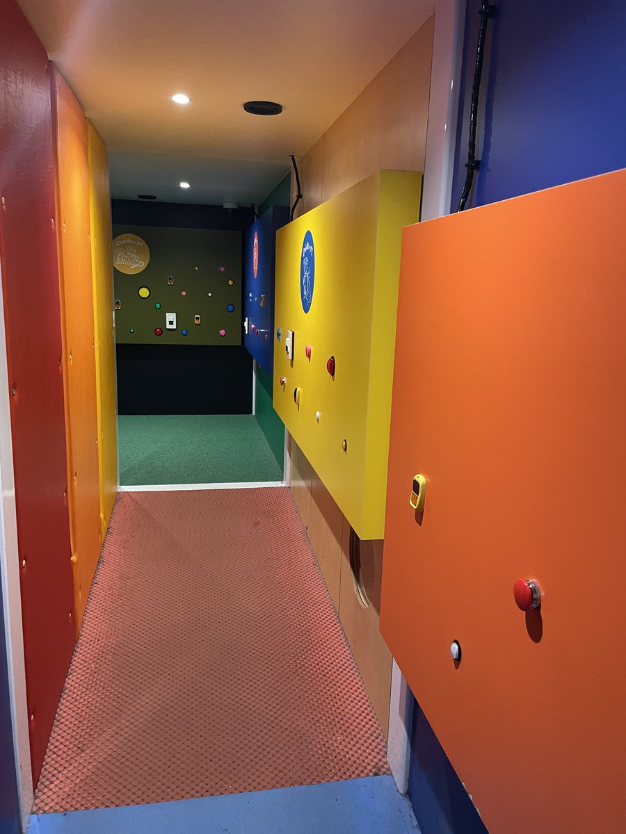 いぬ山たぬ子☺︎❁𖥧🦔2歳児と0歳児なう tweet media