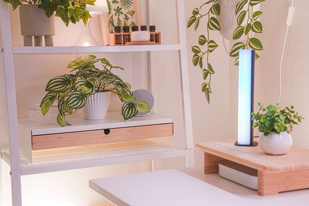reni1chang's tweet image. IKEAの新作照明や収納を使って、
デスクをアップデートしました🌿

追加したもの⇩
・ドーナツランプ（ヴァルムブリクスト）の新型
・小型バーライト
・Bluetoothスピーカーランプ
・モニタースタンド（エロヴェン）

見た目だけじゃなく、収納も少し改善🧺
少しずつ紹介します😊
#desksetup #IKEA