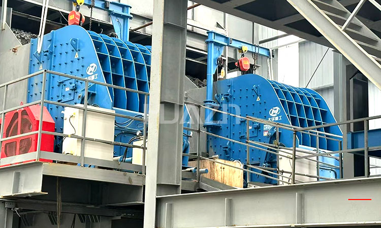 CrusherDahua's tweet image. Impact crusher and sand making machine for high-quality sand crushing.
#impactcrusher,#sandmakingmachine,#stonecrusher, #stonecrusherplant
If you want to know more, please contact us at any time.
Whatsapp: +86 139 3885 2499
Email: lydhchina@huazn.com 
Web: lydhchina.com
