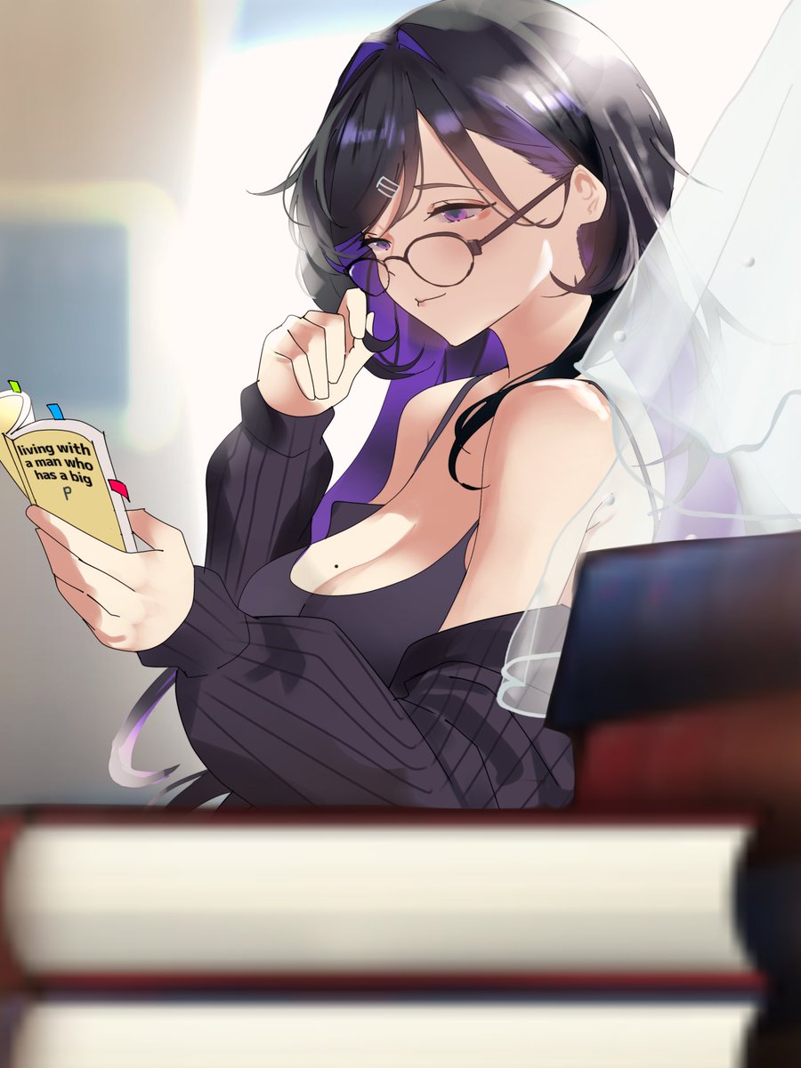 kaburagon's tweet image. "Doesn't she look different lately?"

#NIKKEfanart #label #NIKKE