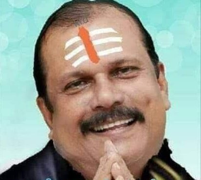 ലീഡർ ™ tweet media