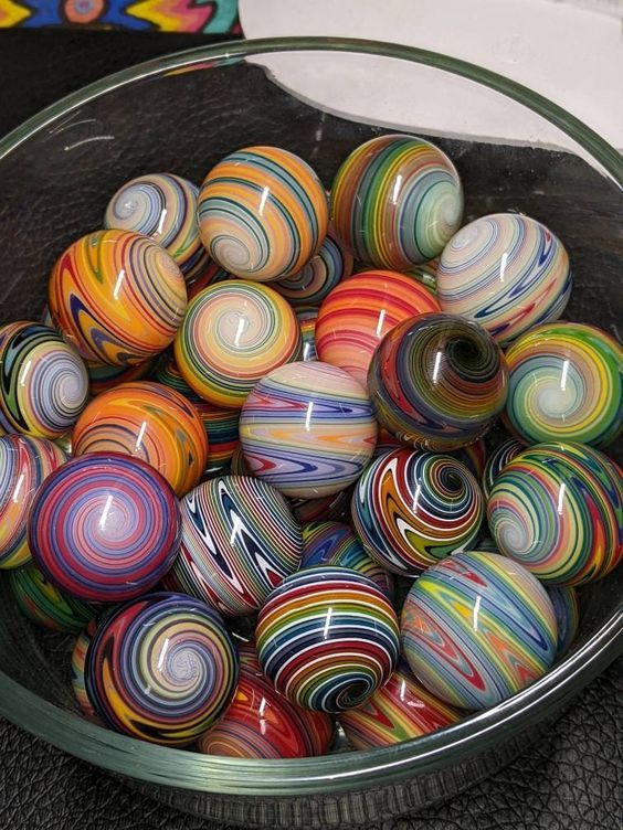 Think & Guess tweet media