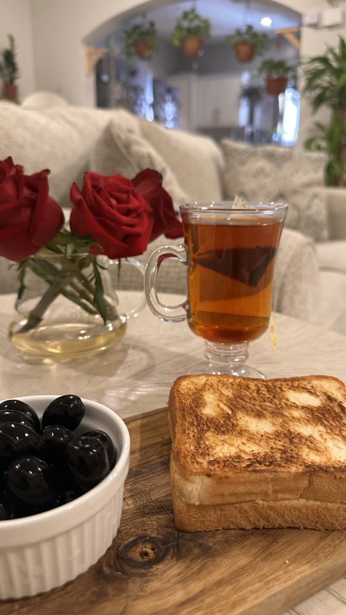 بنتــ الديـــرة ..🤍 tweet media