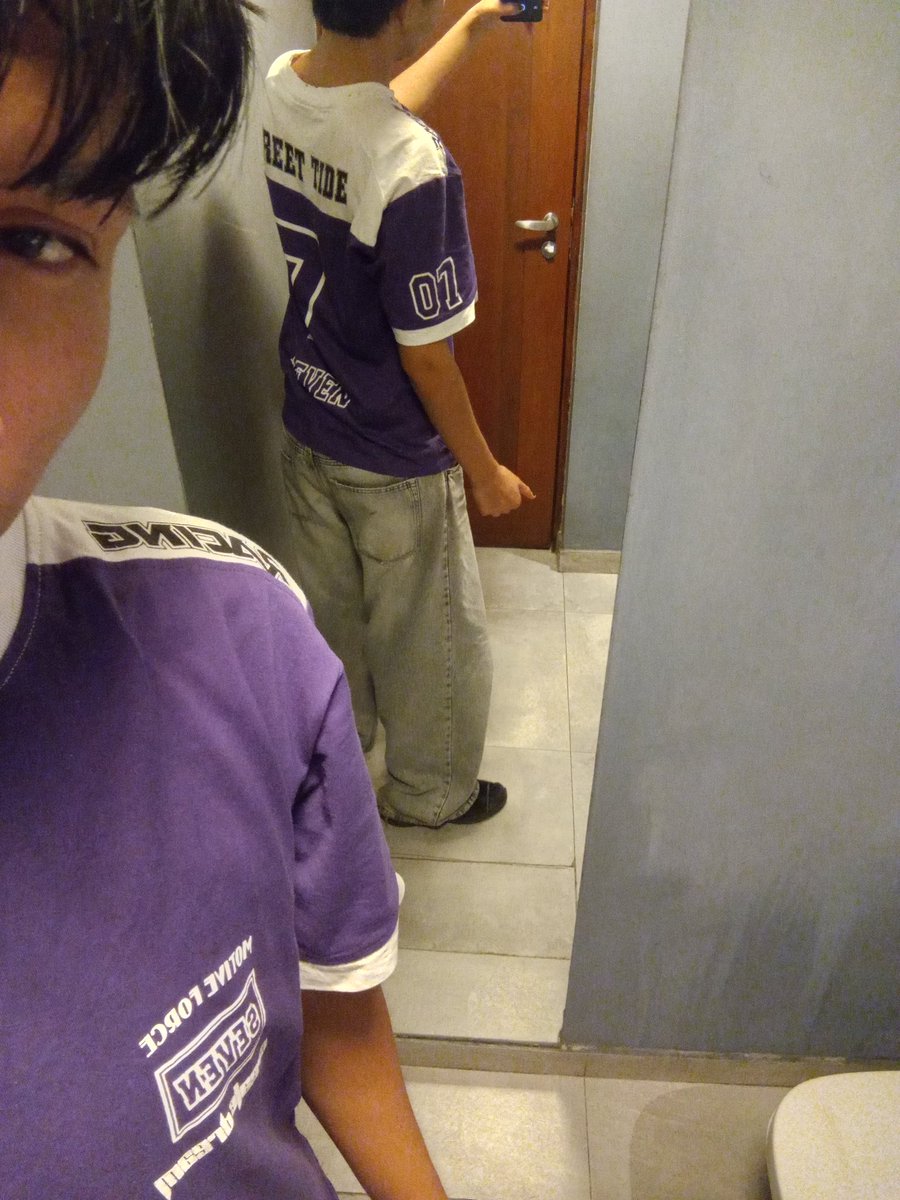 Clemzx03's tweet photo. Purple https://t.co/QcgKai57Zh