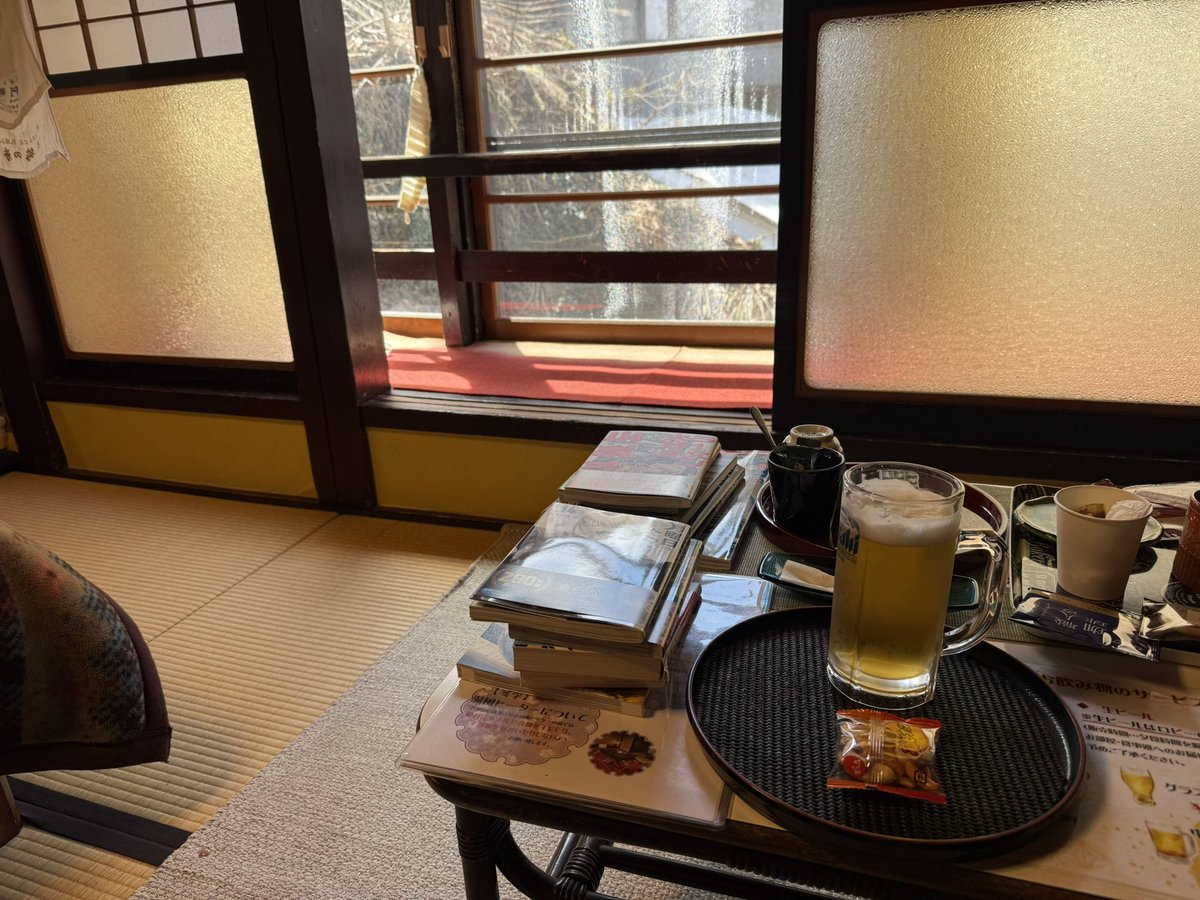 裸族博 tweet media