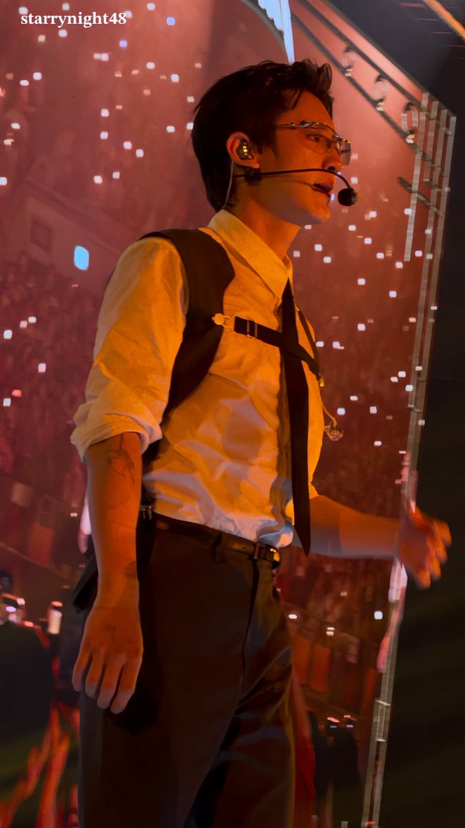 starrynight48_'s tweet image. 4.12 Exhorizon in SEOUL
🆘🆘
#exo #chanyeol #찬열 #exhorizon #exhorizon_in_seoul