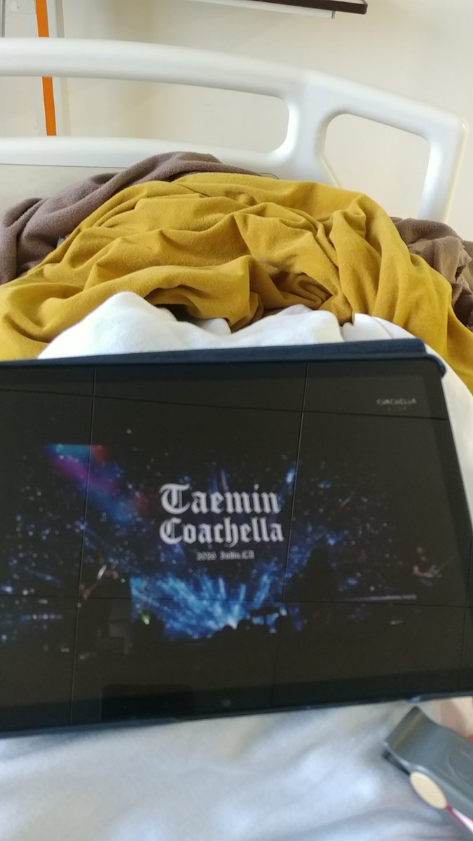 미소탬 tweet media