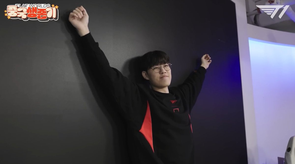 embhere's tweet image. T1 players (and maybe more) clips compilation for edits !!

part.1 T1 Oner 

(I kindly ask you not to ask why this or that clip is not in the compilation; please respect my work thank u &amp;lt;3)

link: drive.google.com/file/d/1dAT2n0…