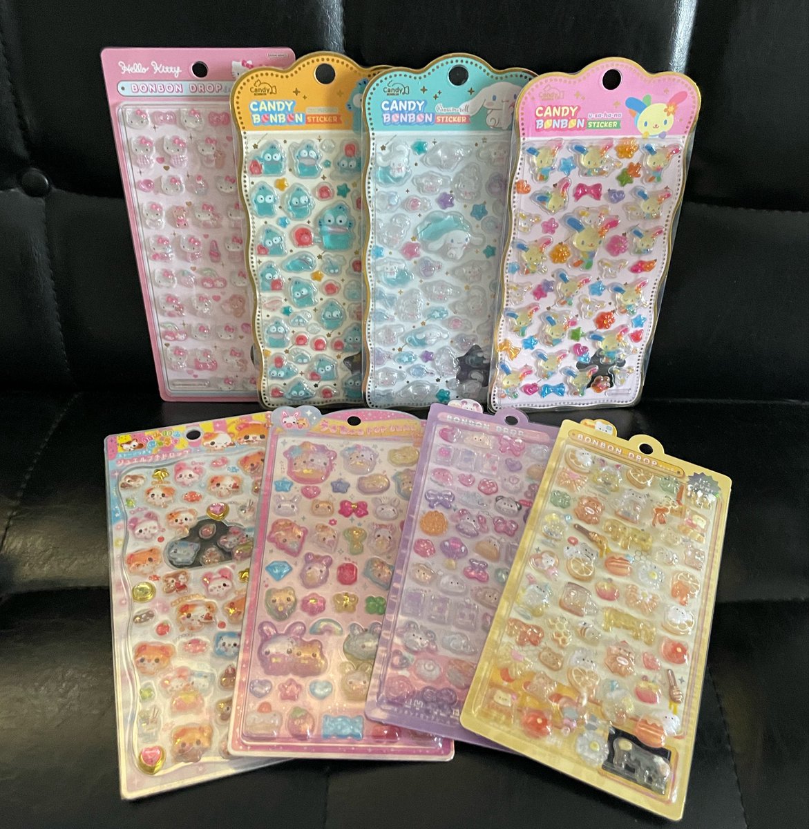 タタ tweet media