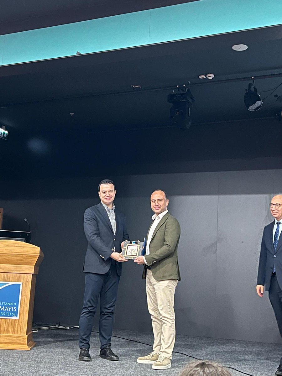 Ömer ÜNAL tweet media