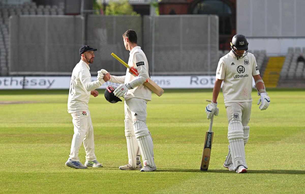 Gloucestershire Cricket tweet media