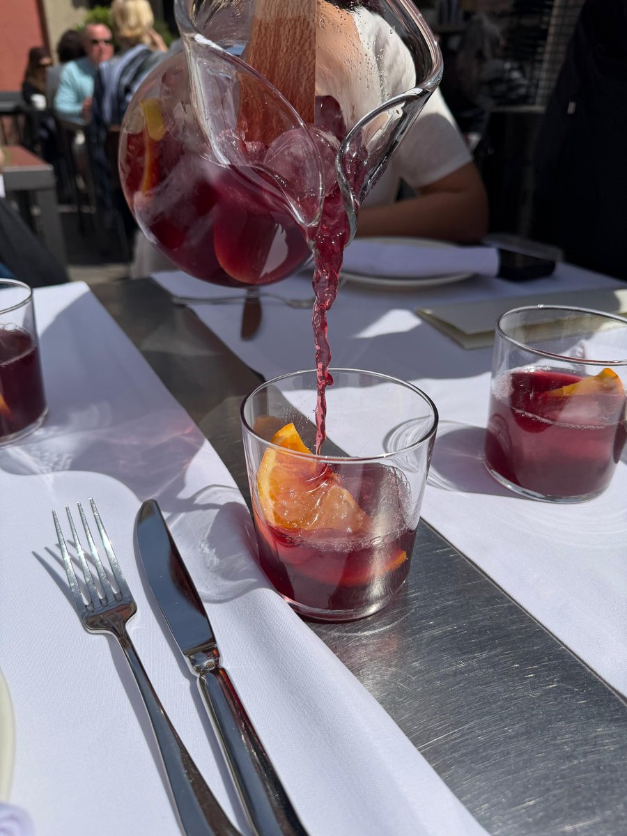 Nadya 🖤🍉 tweet media