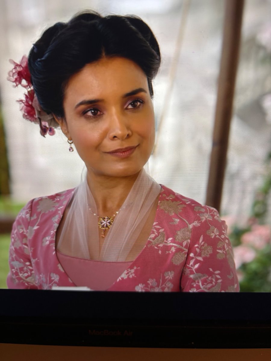 nori 🍉 lestrade's lover tweet media