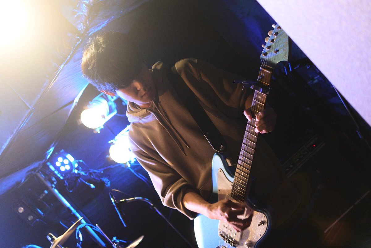 Alcedo427's tweet photo. ✽LIVE PHOTO✽

2026.4.11(土)@下北沢DaisyBar

DaisyBar 21th Anniversary
「Door」

お越しいただきありがとうございました！

photo by 彩音 https://t.co/YDapYlOGSf