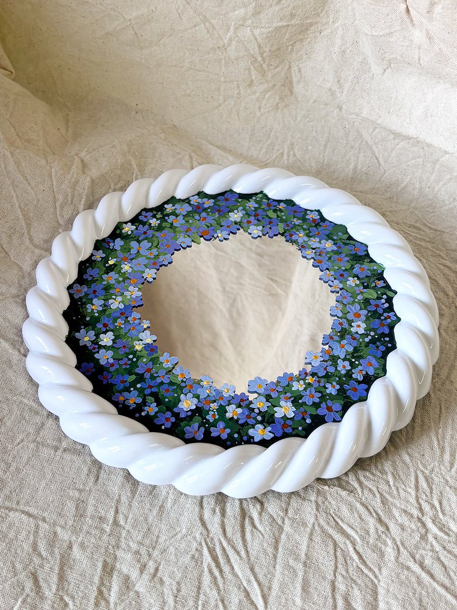 Moodandtone.bykwl tweet media