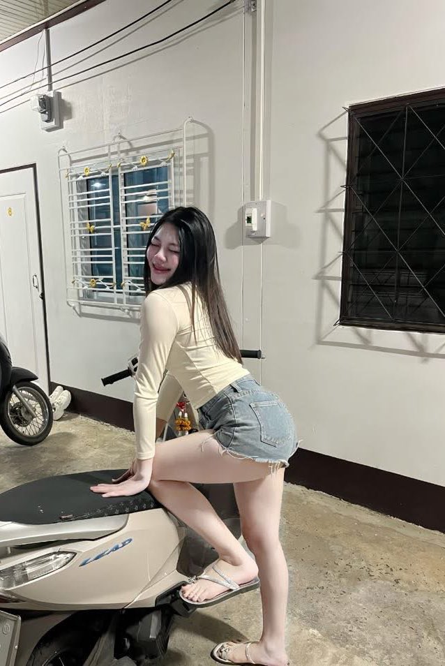 Monique King tweet media