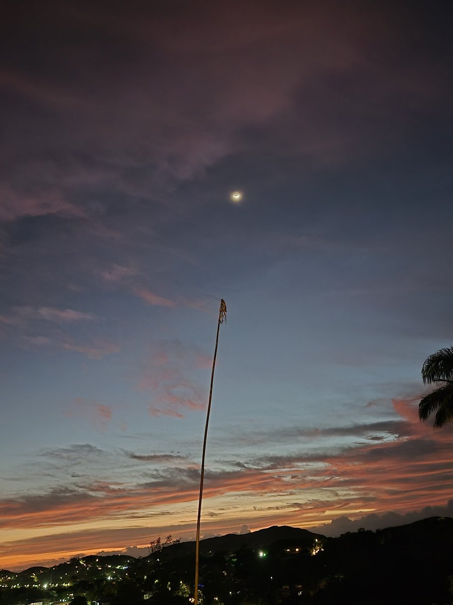 ☁︎ helly ☽̶☾•°• tweet media