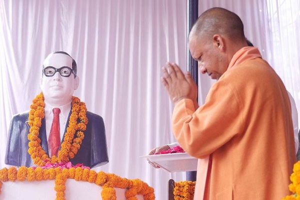 bstvlive's tweet image. लखनऊ
➡बाबा साहेब की आज 135वीं जयंती
➡सीएम योगी प्रतिमा पर करेंगे माल्यार्पण
➡हजरतगंज में प्रतिमा पर माल्यार्पण करेंगे
➡3.45 बजे सीएम योगी करेंगे माल्यार्पण
#Lucknow | @myogiadityanath