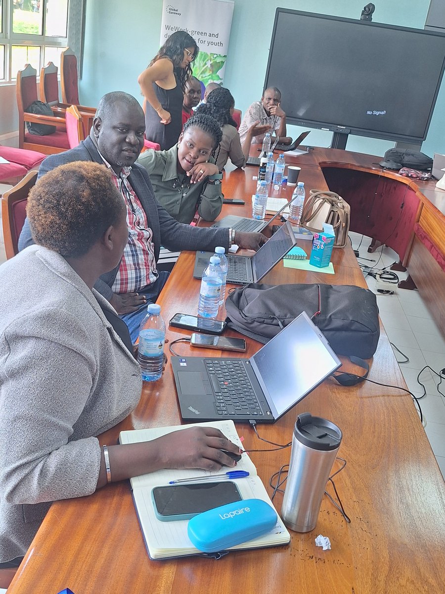 EnabelinUganda's tweet image. Turning evidence into action for a more inclusive #TVET system. 

We convened key stakeholders across government, TVET institutions, and partners, in collaboration with
@Educ_SportsUg Gender &amp;amp; Equity Unit, to co-develop a gender mainstreaming guide. 

Drawing from recent