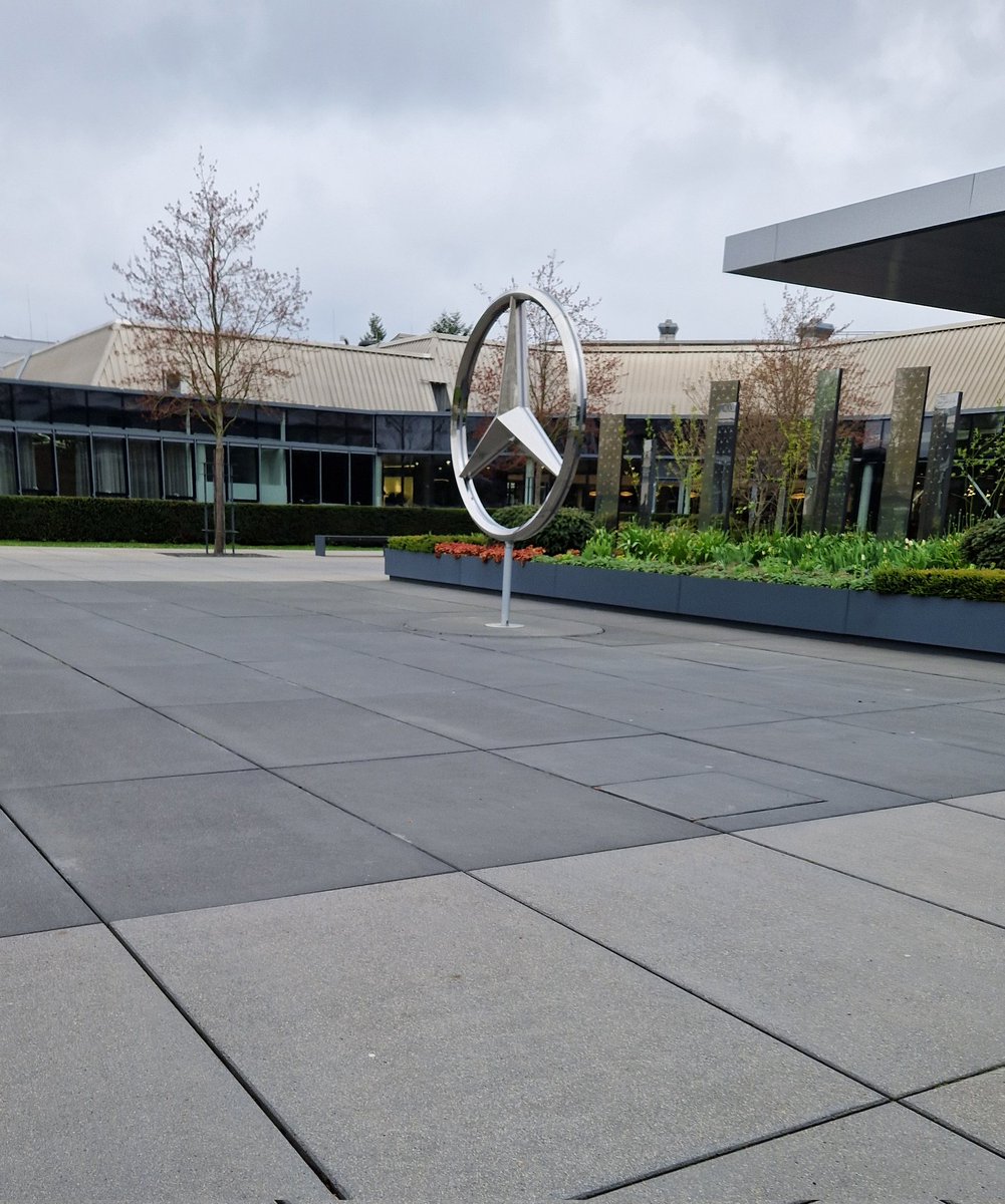 Zerfuchst tweet media