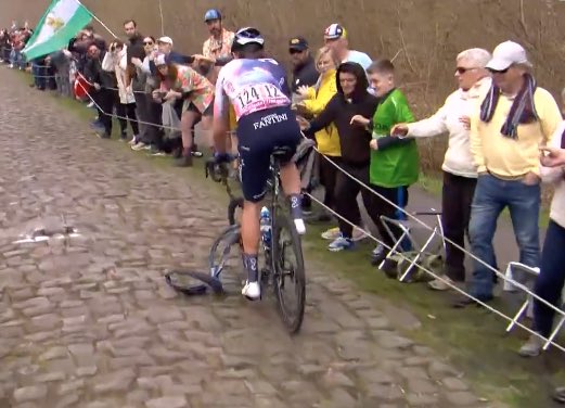 rynou 🍏 tweet media