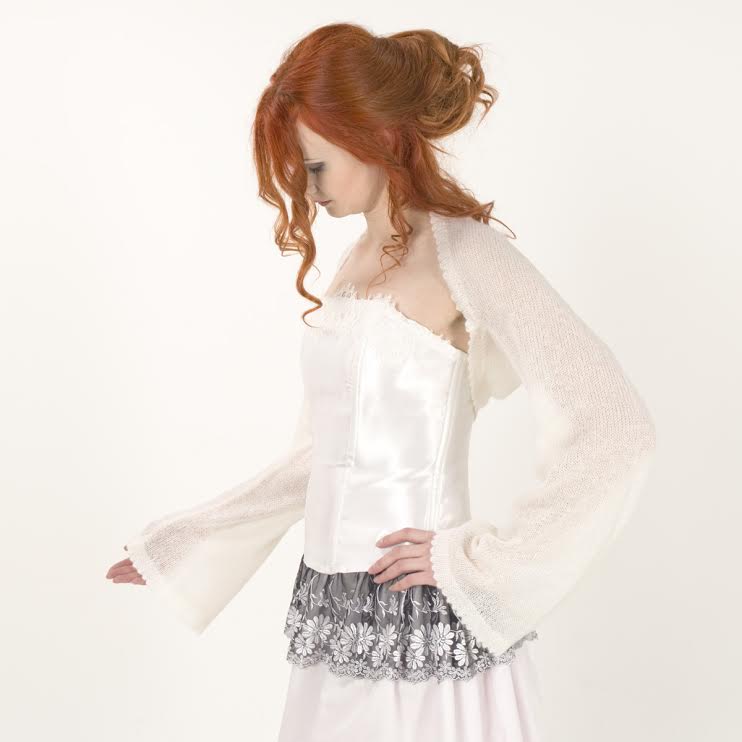 SuperSoftKnits's tweet image. Soft ivory #Mohair #Bridal #Bolero 💕 Elegant handmade #shrug &amp;amp; #coverup for your #wedding dress. #Knitted #Cardigan #SuperSoftKnits 

etsy.me/2MqAjKK