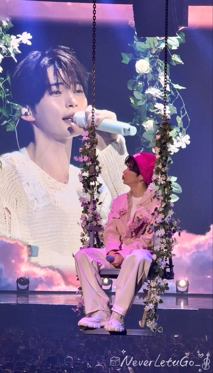 luna❄️ HAPPY REI DAY🥳!! tweet media