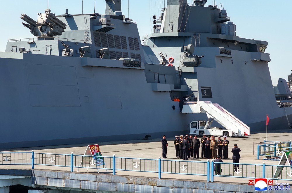 xinfolive's tweet image. [#Coree/#RPDC]
⚡️🇰🇵La Corée du Nord a testé avec succès des missiles stratégiques et anti-navires sous la direction de Kim Jong Un

La Corée du Nord a effectué avec succès des tirs de missiles de croisière stratégiques et de missiles anti-navires depuis le destroyer Choe Hyon