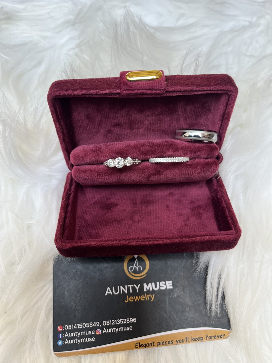 Beauty Couples Ring 
Available 
#250,000
VVS all stones Moissanite 
Comes with GRA Certificate 
Metal Stamp 925 Sterling 
Diamond Selector II Tester Pass
Moissanite Tester Pass