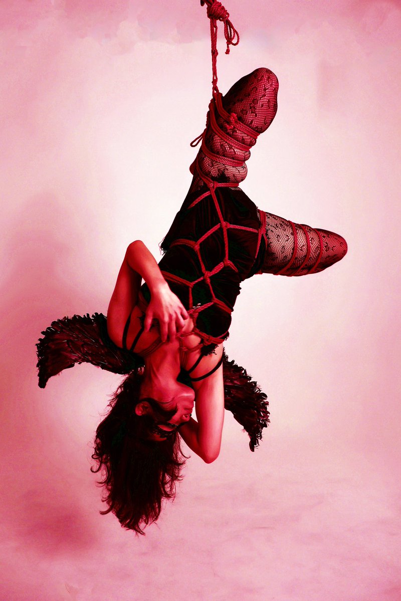 아카(アカ, AKA) tweet media