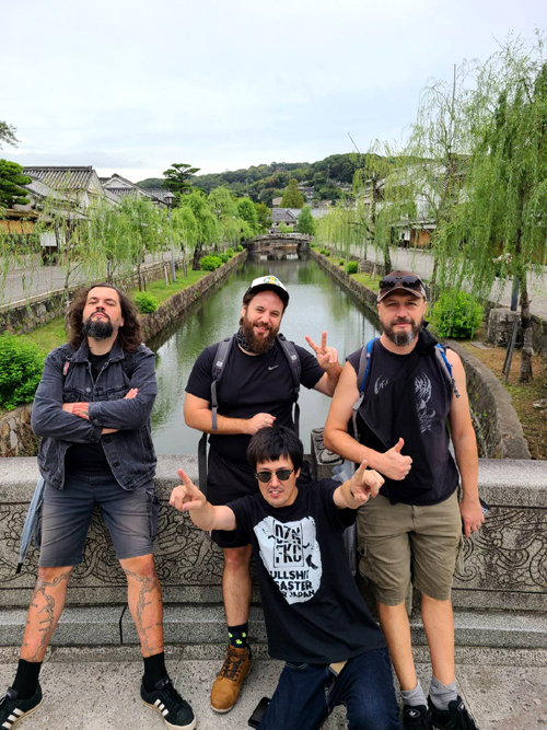 KOCHI CHAOTIC NOISE tweet media