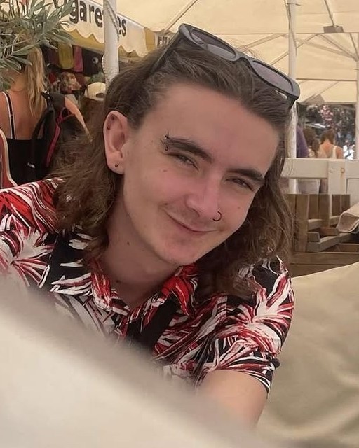 CrimeLdn's tweet image. A man will appear in court charged with the murder of a man in Filton last week.

Zack Coughlan, 23, was arrested on Sunday 12 April and has been charged with the murder of 21-year-old Jamie Collins ( pic ) 

Coughlan is due to appear at Bristol Magistrates’ Court today.