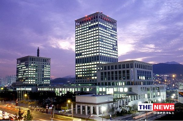 เม้าท์มอยเกาหลี tweet media