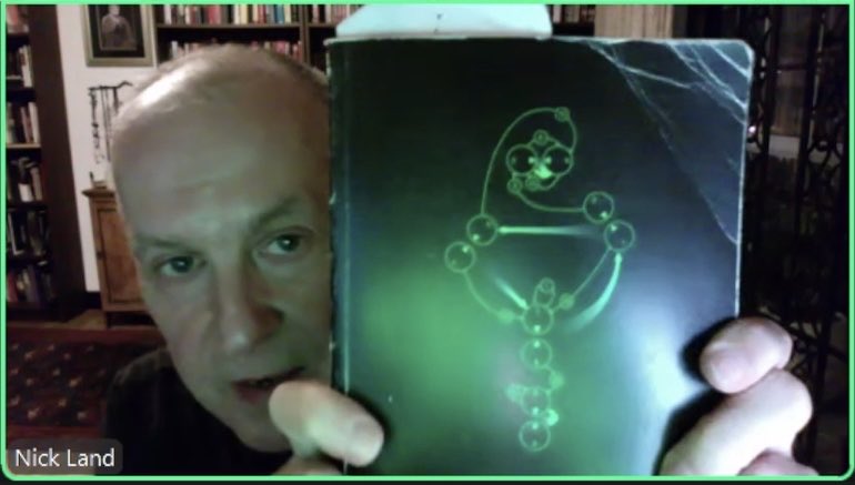 Julius Ebola 𓆗 tweet media