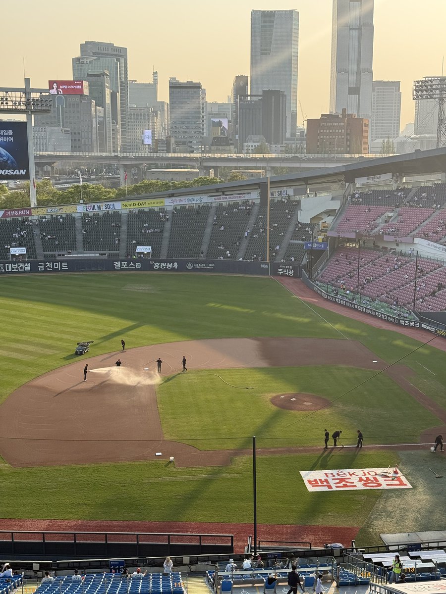 수리²⁹ tweet media