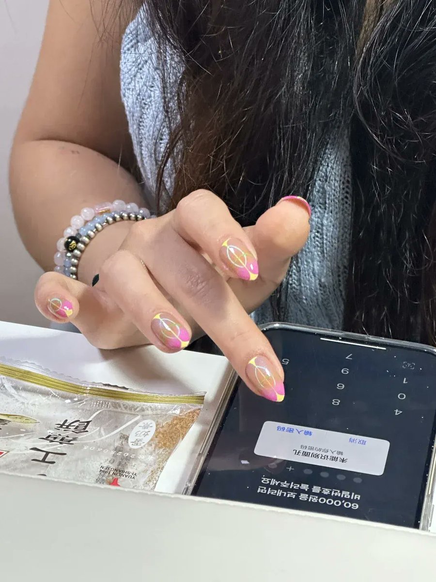 Cail Noemie tweet media