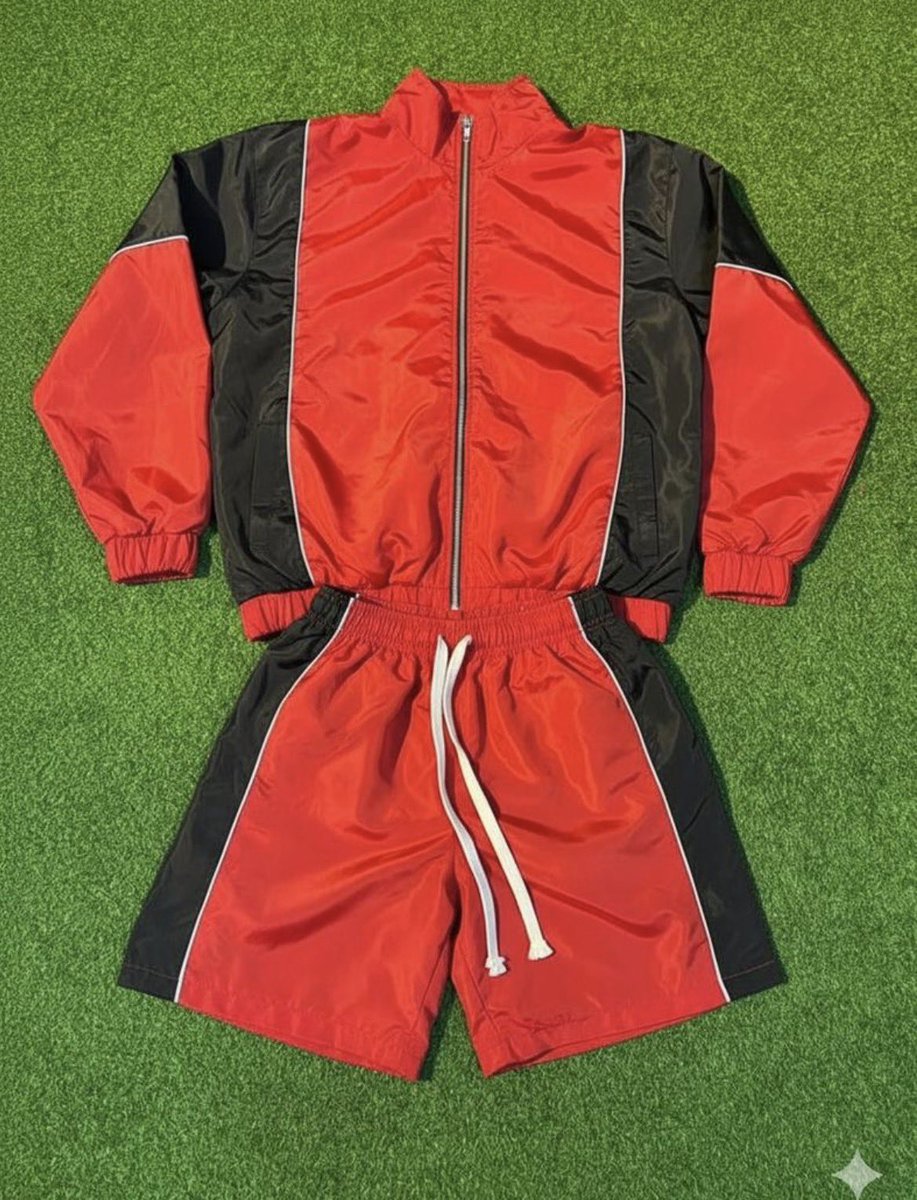 Onice003's tweet image. If you’re ready to elevate your style or build your brand, we’re the plug.
📩 DM now for custom orders &amp;amp; bulk production
Quality. Consistency. Delivery.
#ClothingBrand #Streetwear #CustomMade #FashionPlug #MadeWithPassion